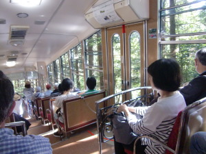 発車ベルが鳴っているところに走って到着。